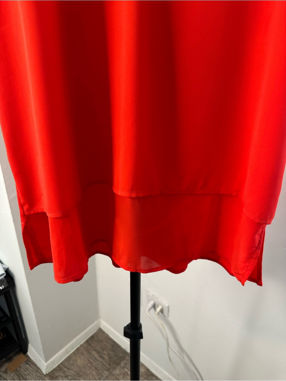 Michael Michael Kors Bright Ruby Sleeveless V-Neck Layered Blouse NWT Size L - Picture 3 of 8